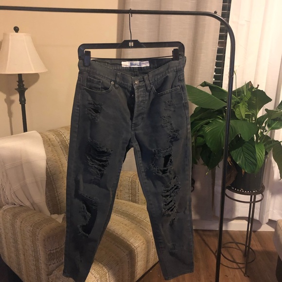 Brandy Melville Denim - Dark Grey Brandy Melville Boyfriend Jeans